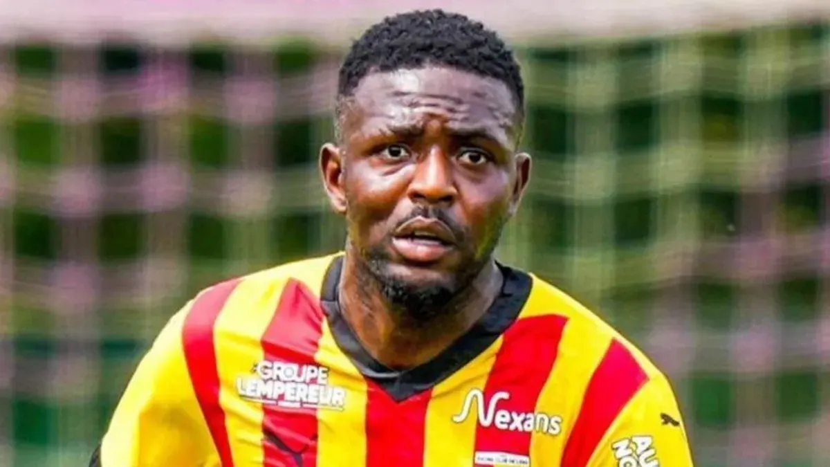 Galatasaray'ın orta saha listesinde Salis Abdul Samed var