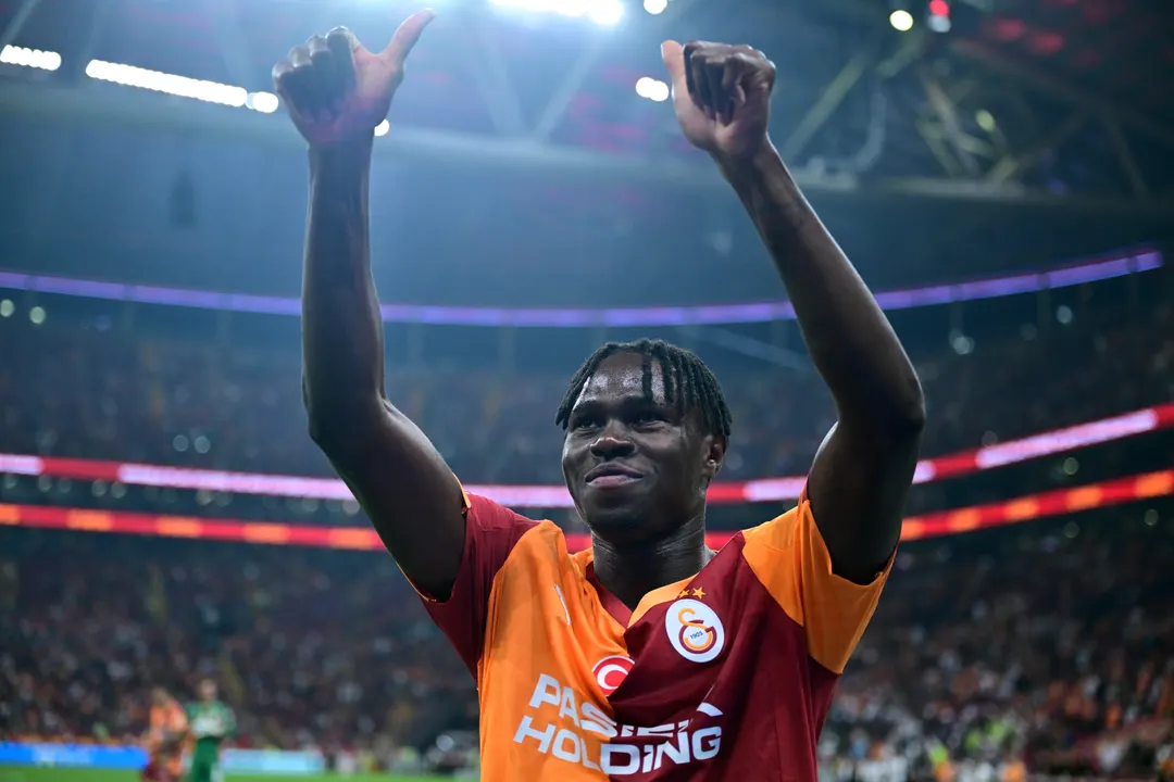 Singo'ya Manchester United ve Liverpool talip