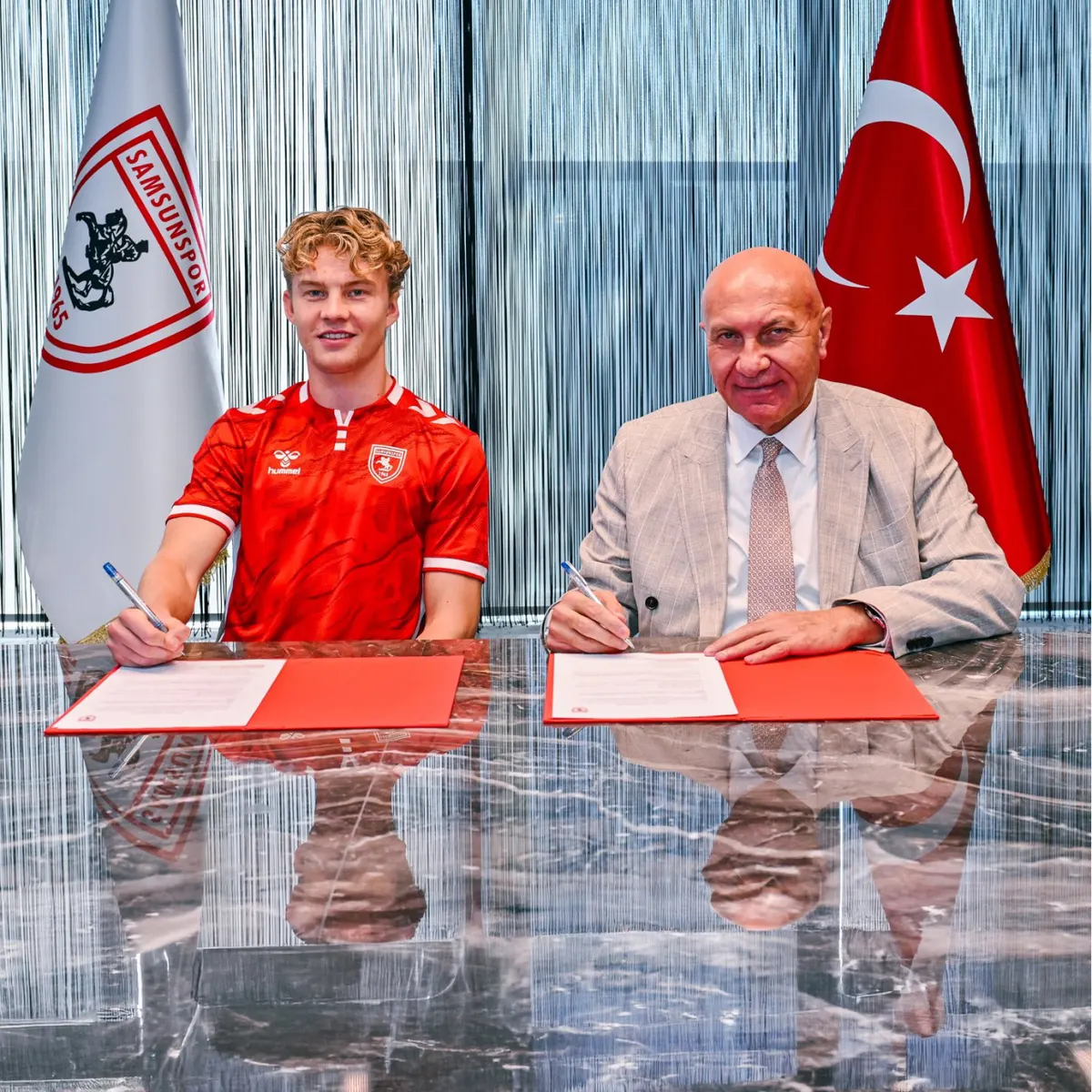 Samsunspor Danimarkalı kanat oyuncusunu kadrosuna kattı