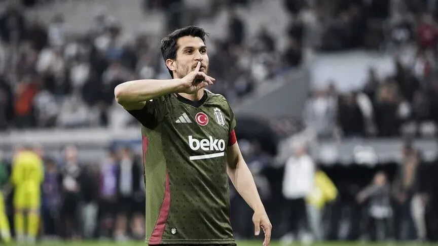 Necip Uysal, Eyüpspor maçında futbolu bırakıyor