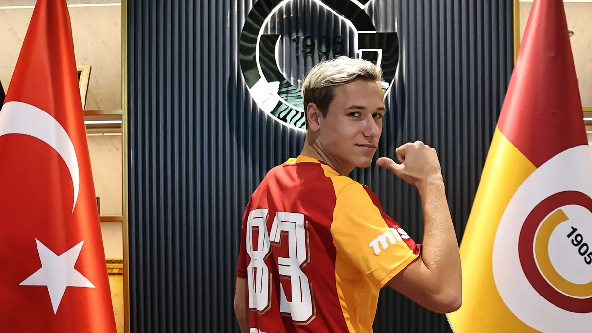 Batragov: Galatasaray'a kupalar kazandırmak istiyorum