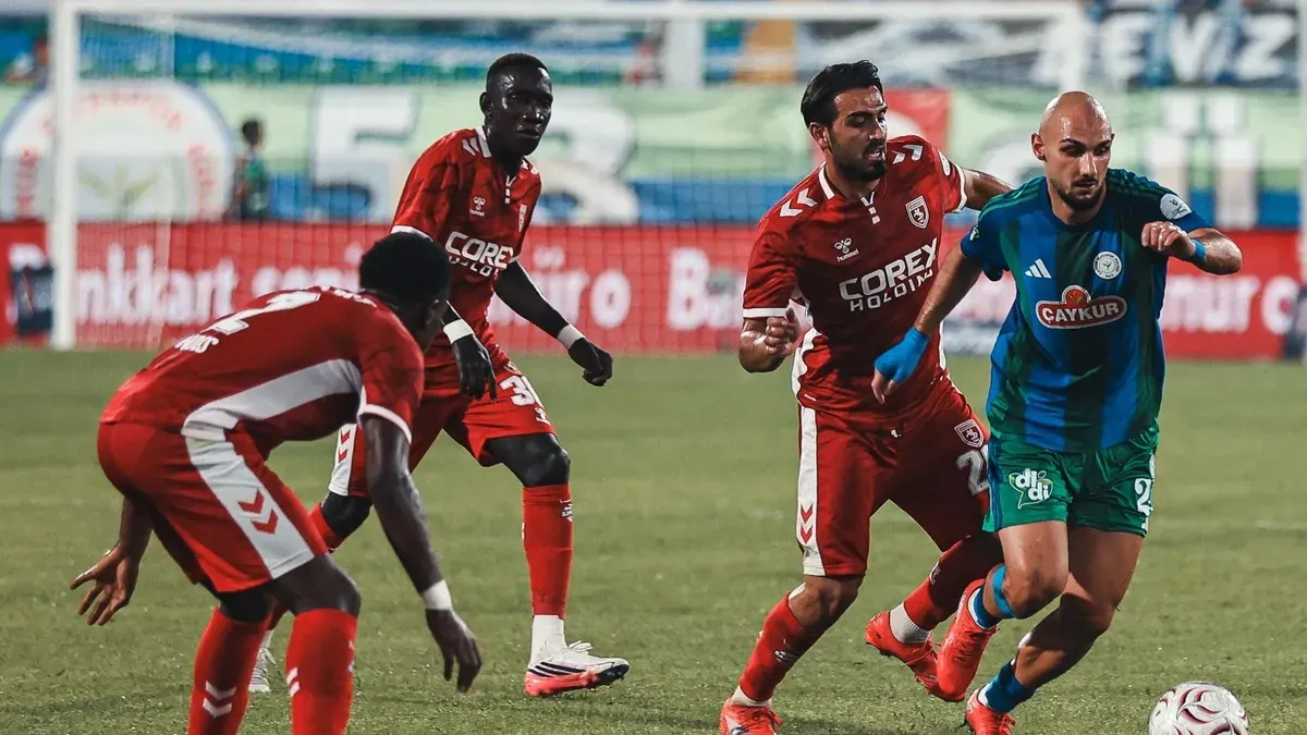 Samsunspor, deplasmanda Rizespor'u 2-0 mağlup etti