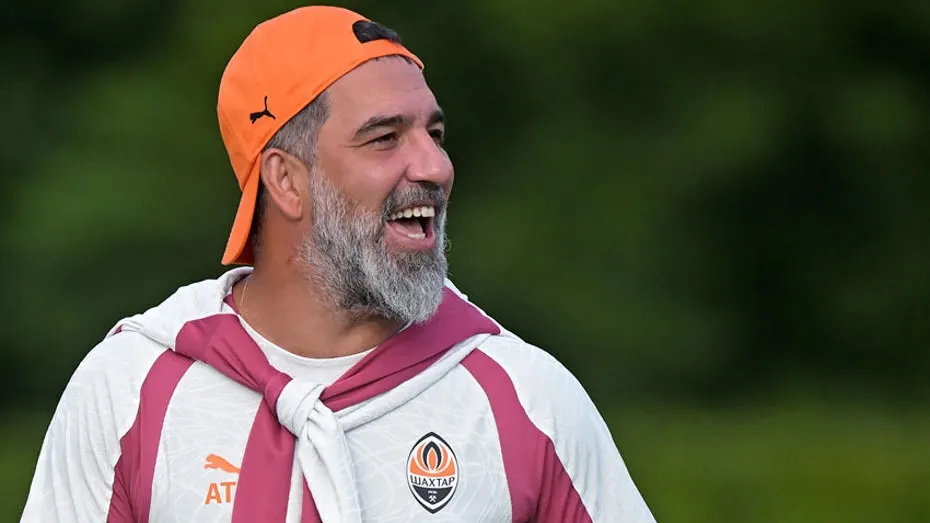 Arda Turan'ın Shakhtar Donetsk'i 2'de 2 yaptı