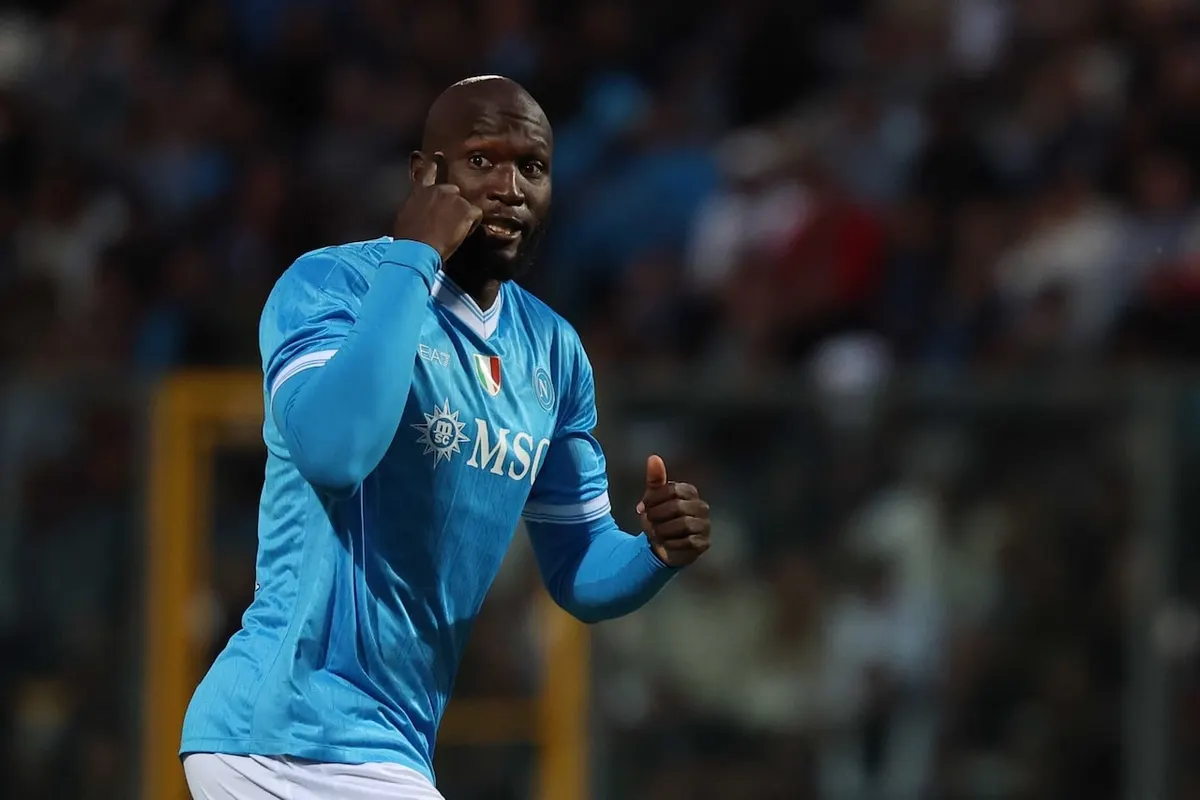 Fenerbahçe'nin yeni santrforu Lukaku oldu