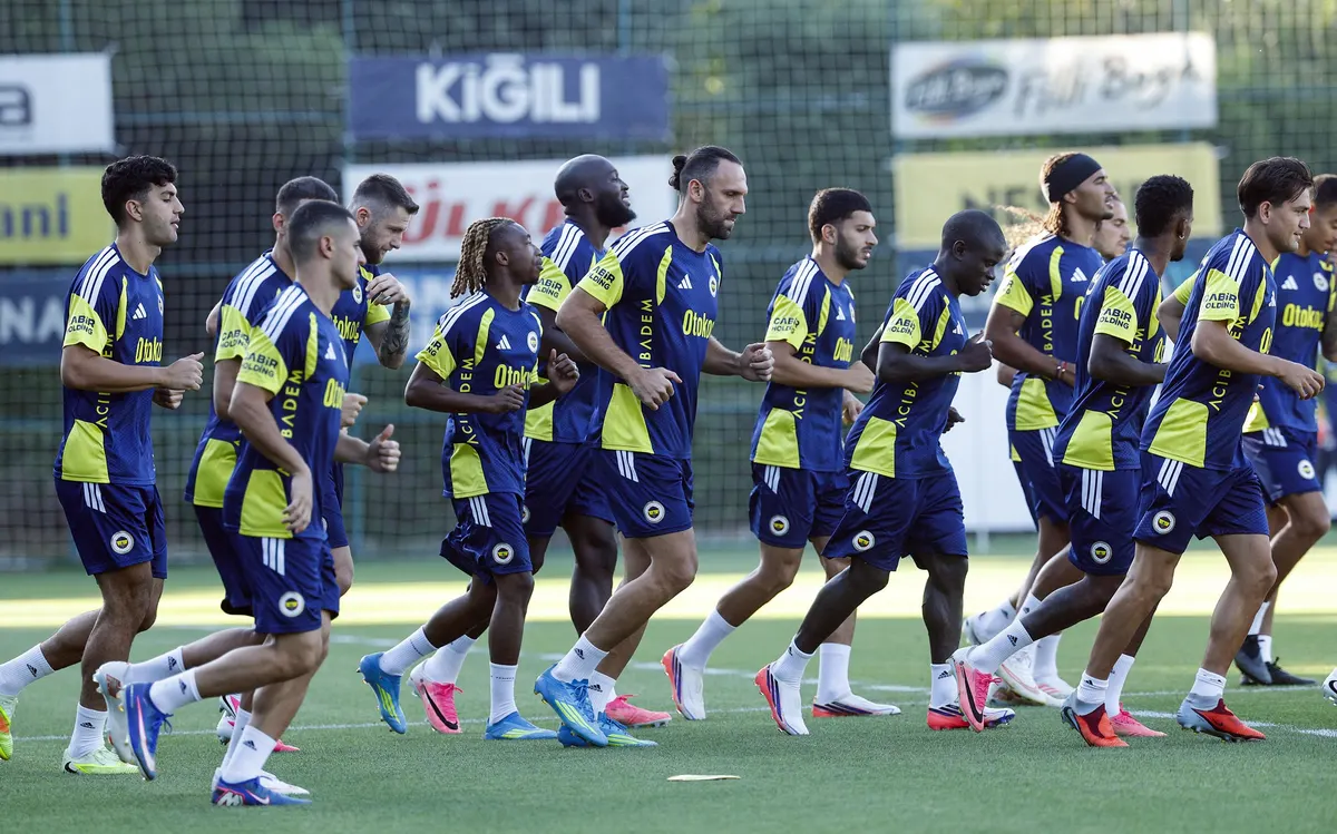 Fenerbahçe, Samsunspor maçı kadrosunu açıkladı