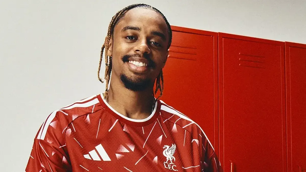 Fenerbahçe'nin rakibi Liverpool, Barcola'yı transfer etti