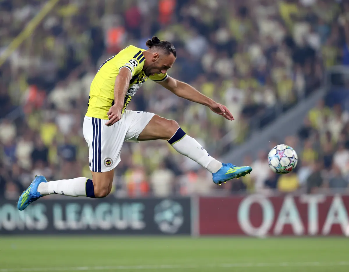 Muric, Fenerbahçe'de ilk kez ilk 11'de sahada