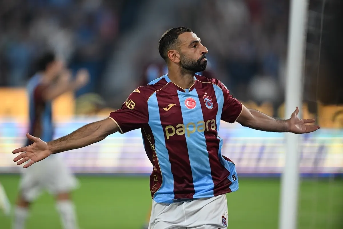 Trabzonspor, Başakşehir'i Salah'ın golleriyle geçti: 2-1