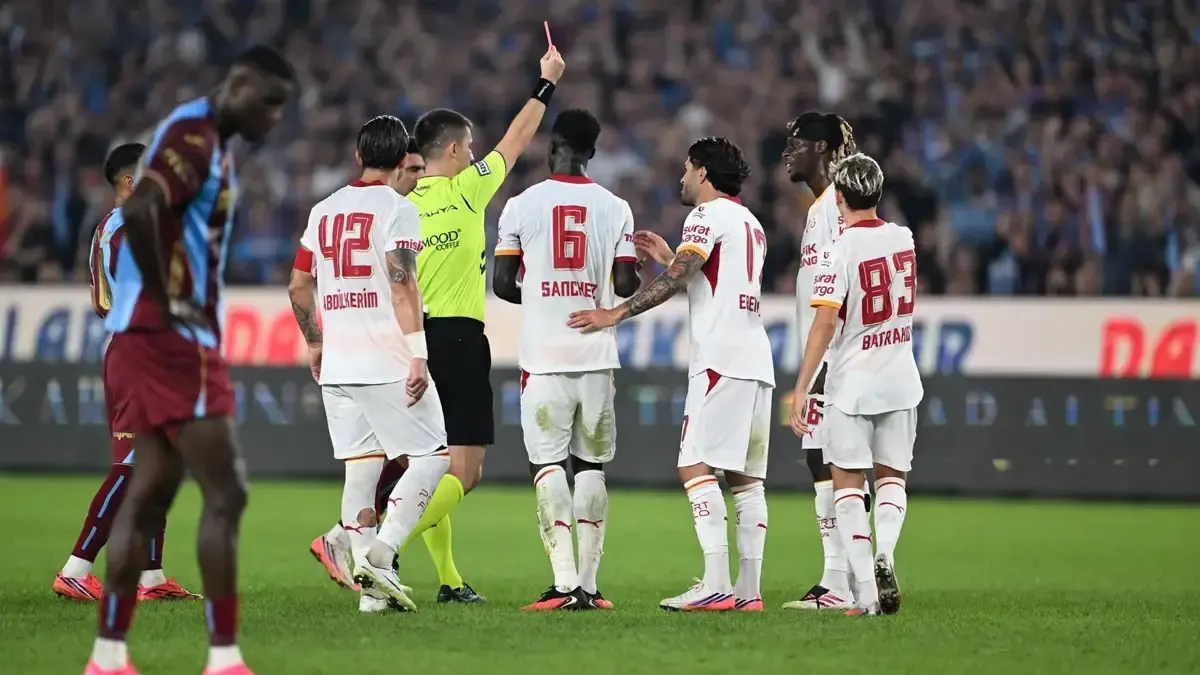 Galatasaray'da savunma 60 yılın en kötü başlangıcını yaptı
