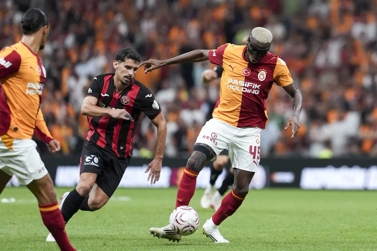 Galatasaray-Çorum FK maçı 2-2 berabere sona erdi