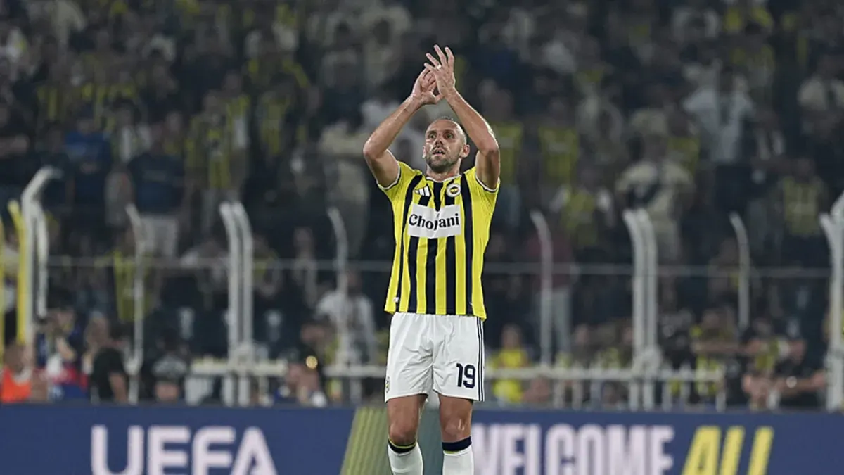 Fenerbahçe'de Muriqi ilk kez ilk 11'de forma giydi