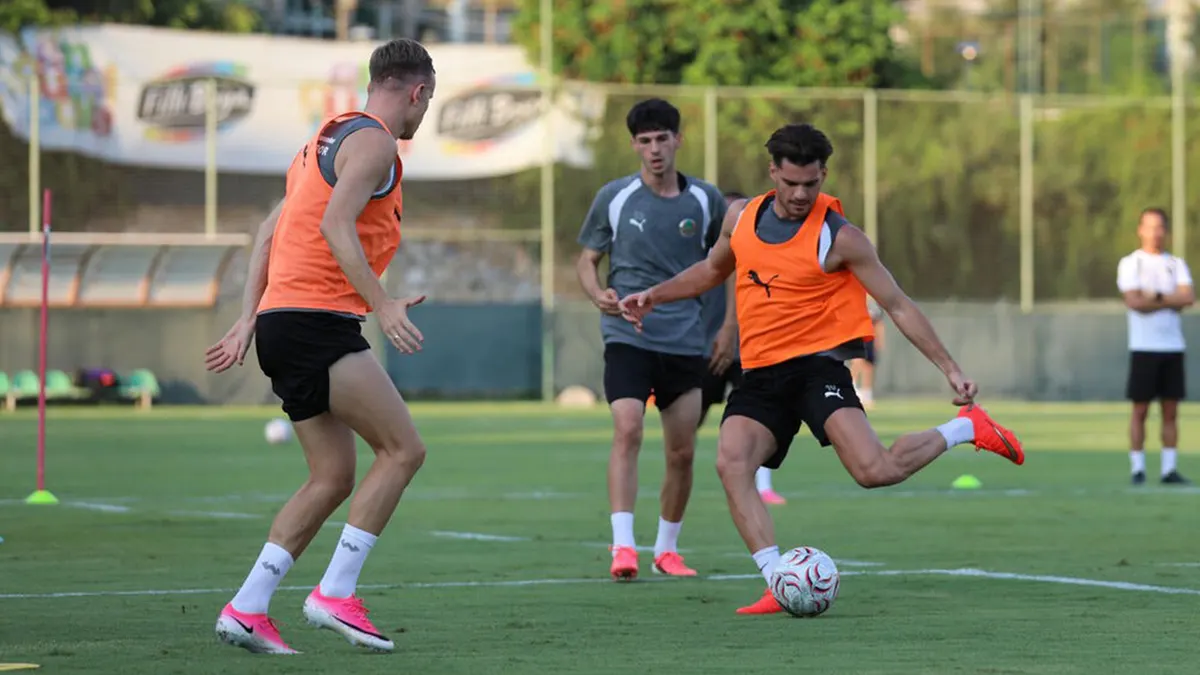 Alanyaspor, Beşiktaş maçı hazırlıklarını sürdürüyor