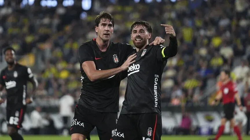 Beşiktaş, derbi galibiyetiyle taraftarını umutlandırdı