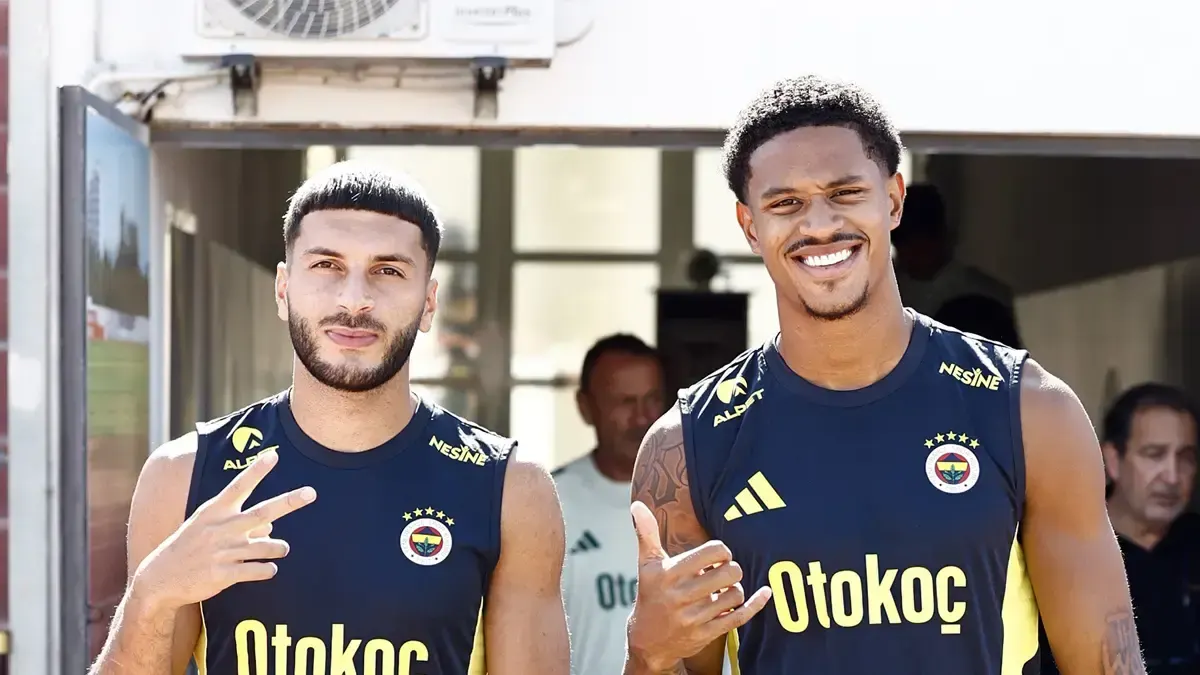 Fenerbahçe'de Oosterwolde'nin menajeri temaslarda