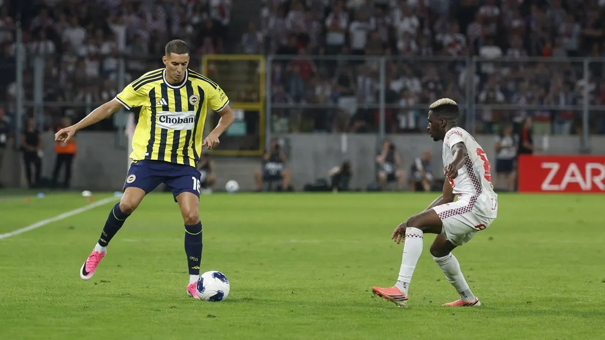 Fenerbahçe'de Mert Müldür'ün dizinde yırtık çıktı