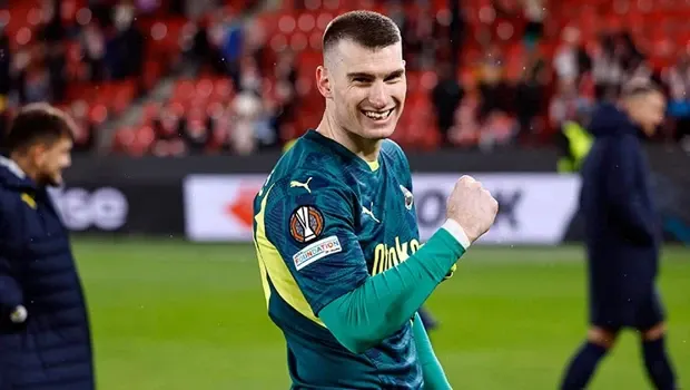 Fenerbahçe, Livakovic'in Barcelona'ya transferini açıkladı