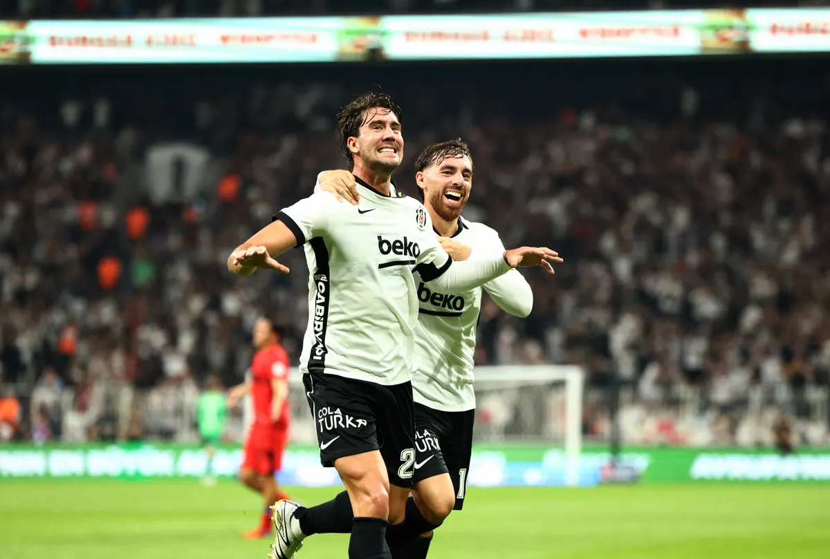Beşiktaş - Erzurumspor FK maçında muhtemel 11'ler