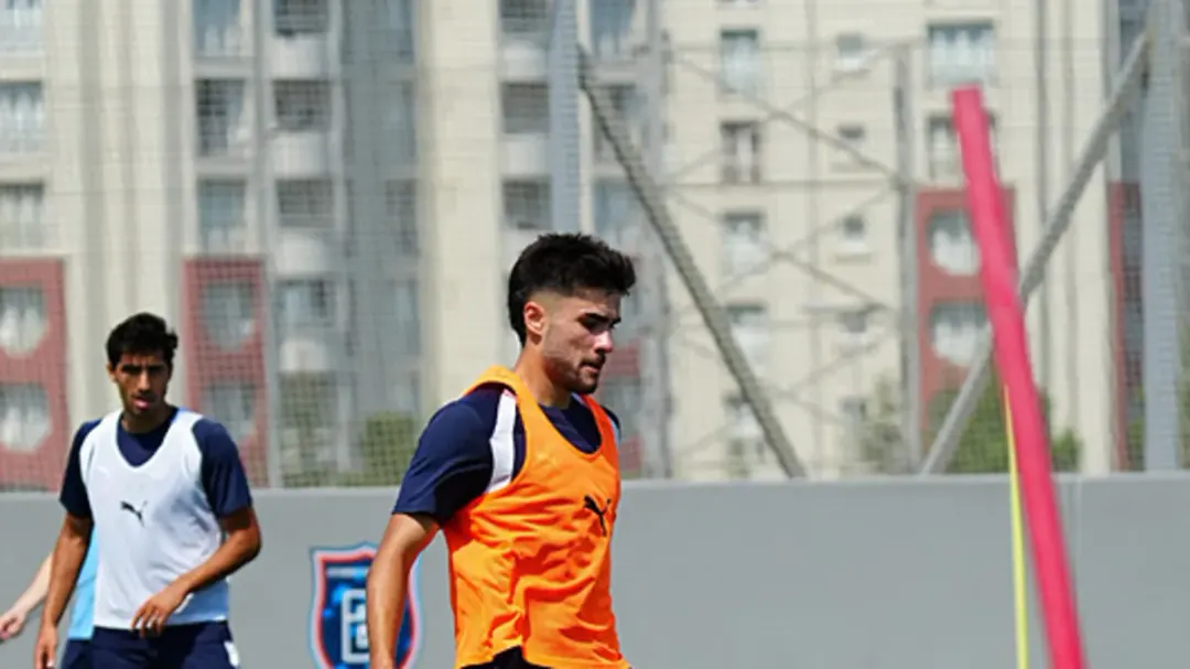 Başakşehir, Kocaelispor maçı için sahaya çıktı
