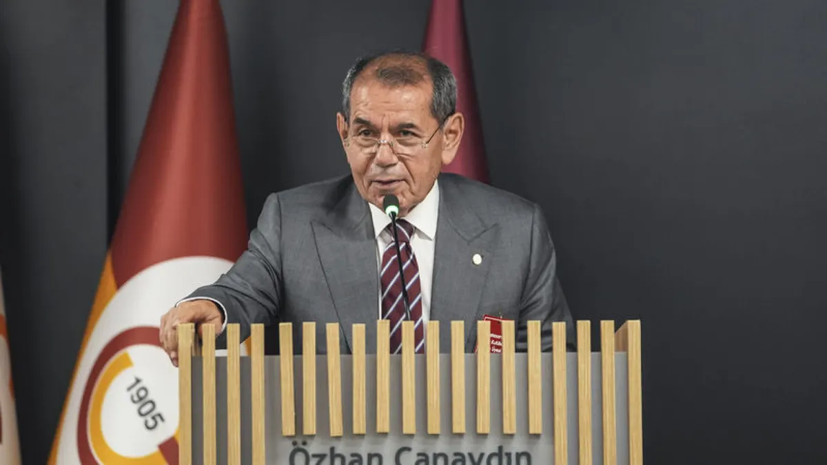 Özbek'ten Okan Buruk, Singo ve transfer açıklaması