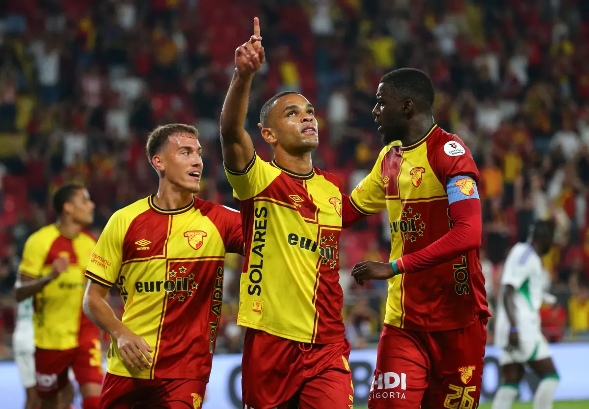 Yapay zeka tahmin etti: Şampiyon Galatasaray, düşecekler