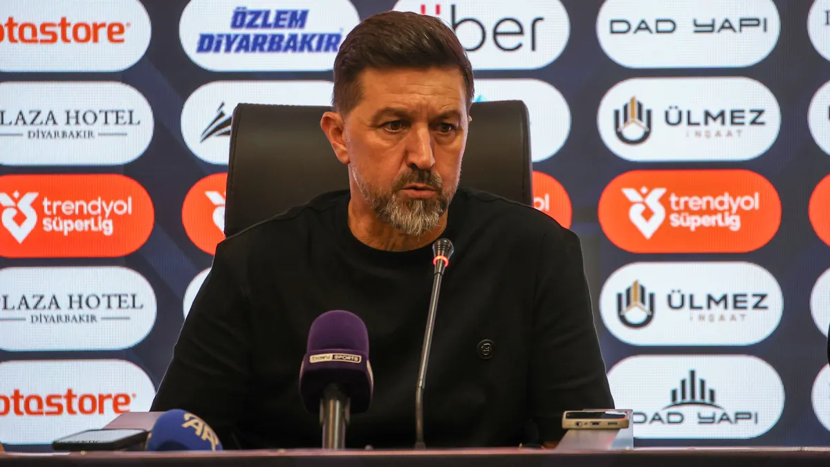 Besnik Hasi: Takımımız henüz tam oturmadı