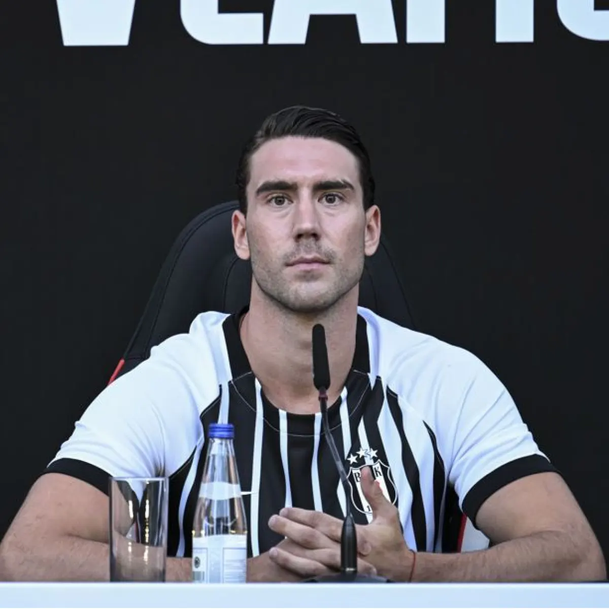 Beşiktaş, Vlahovic'in lisans işlemini tamamladı