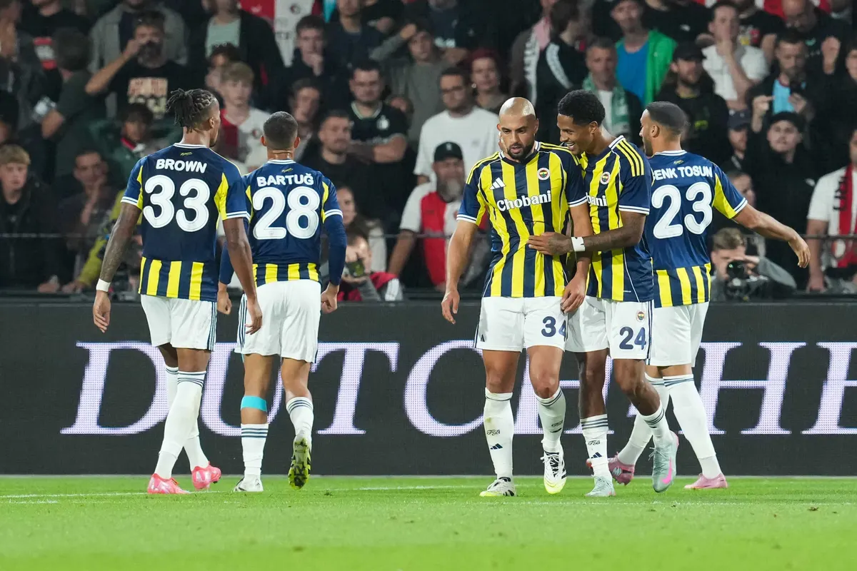 Fenerbahçe, Sofyan Amrabat ile yollarını ayırdı