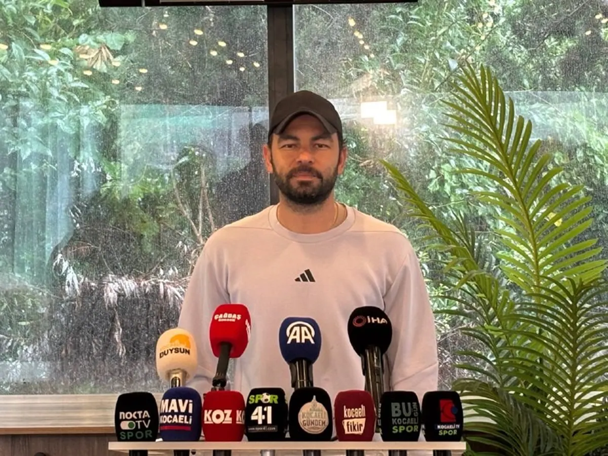 Selçuk İnan: Milli oyunculara sahip çıkmalıyız