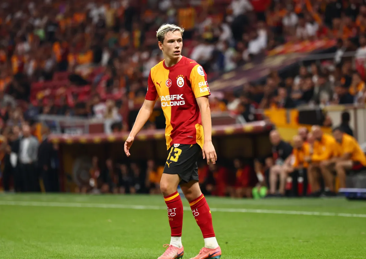 Batrakov: İstanbul'da gözlükle bile tanınıyorum