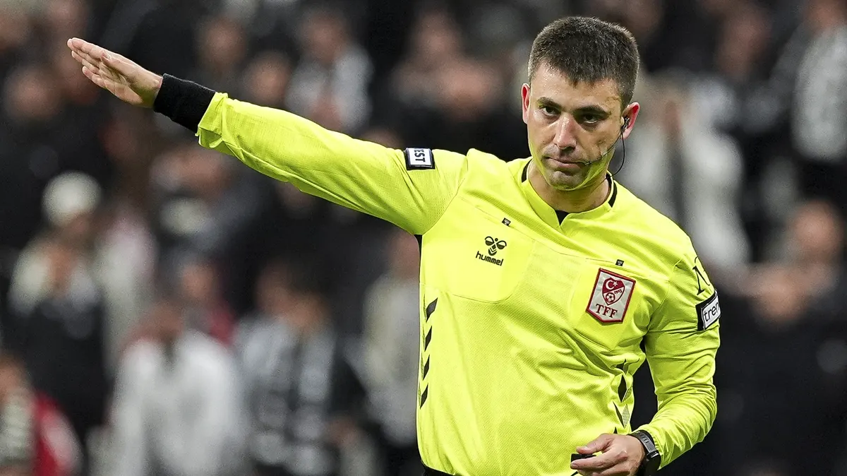Trabzonspor-Galatasaray derbisinin hakemi belli oldu