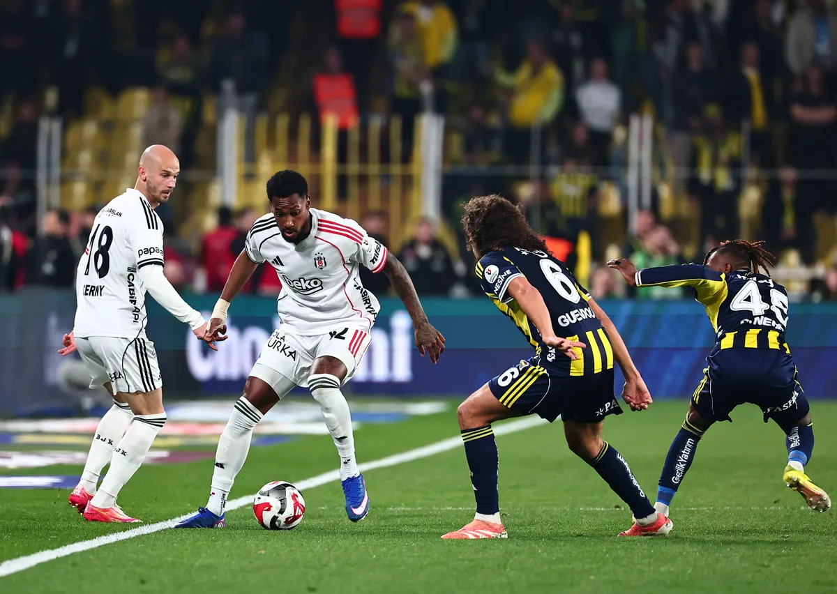 Fenerbahçe'de Asensio derbi kadrosunda yer almayacak