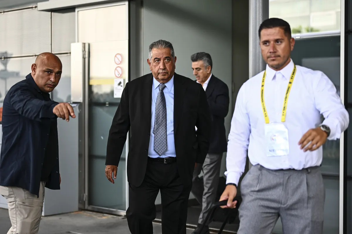 PFDK'dan Fenerbahçe Yöneticisi Mahmut Uslu'ya Ceza