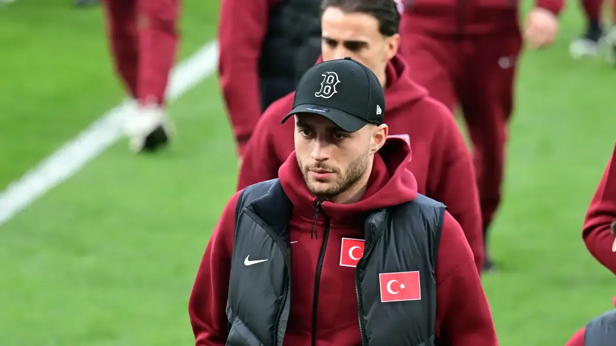 Galatasaray'da Barış Alper'e Buruk'tan özel izin