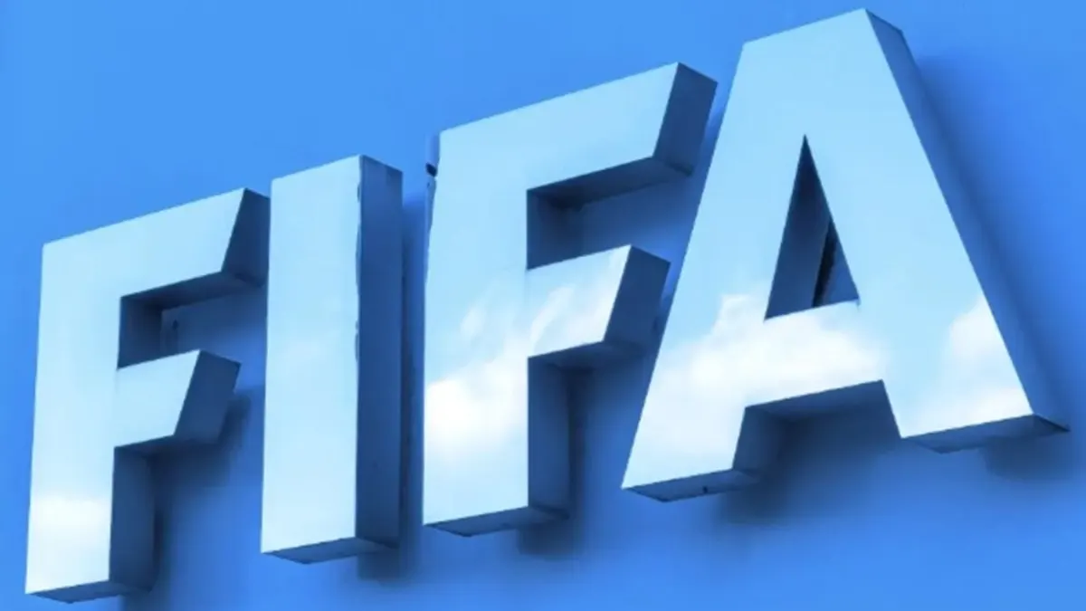 FIFA'dan Fenerbahçe'ye 3 dönemlik transfer yasağı