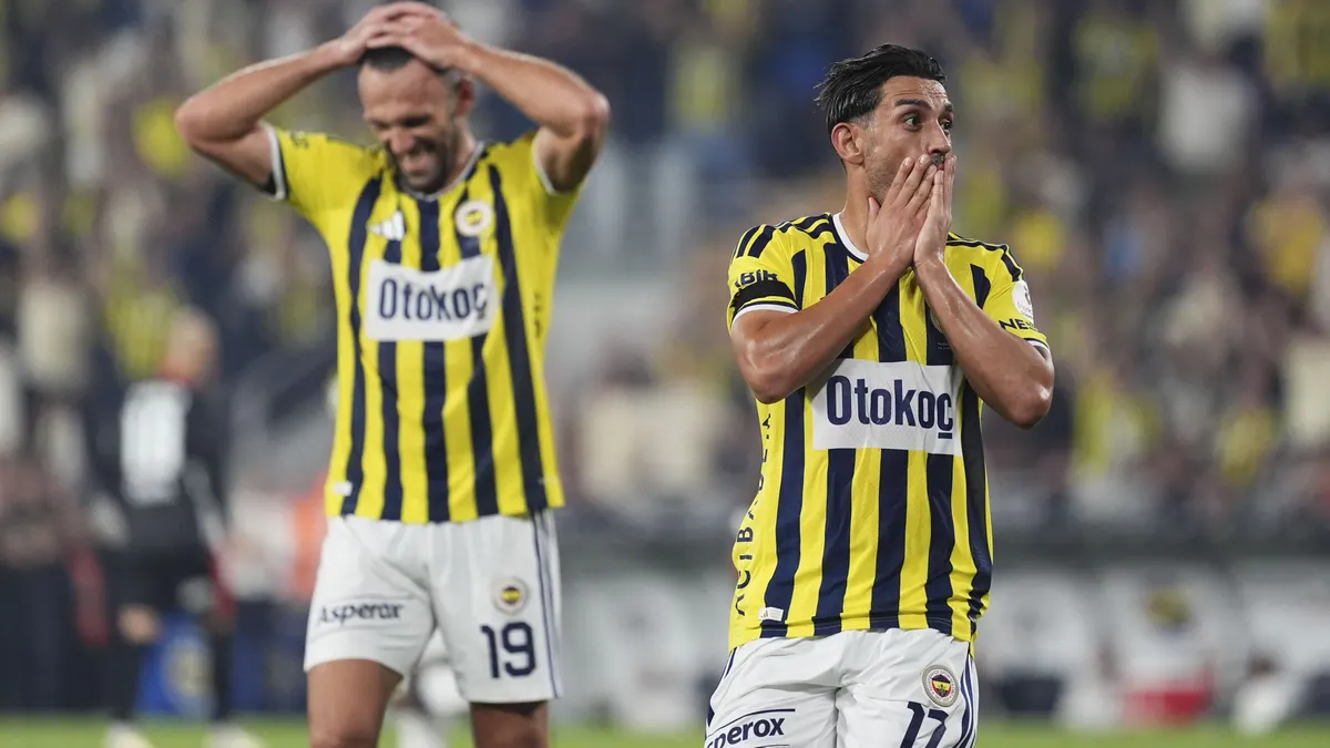 Fenerbahçe Süper Lig'de zorlu bir başlangıç yaptı