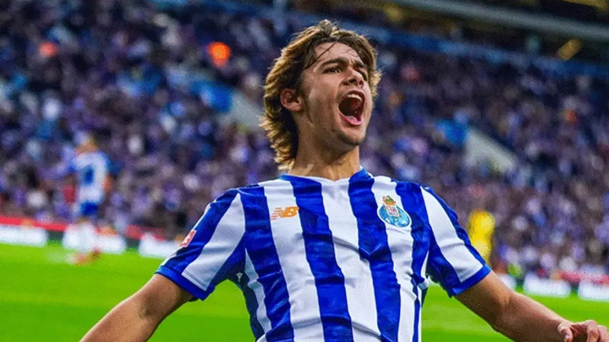 Galatasaray'a şok: Rodrigo Mora'da Roma öne geçti