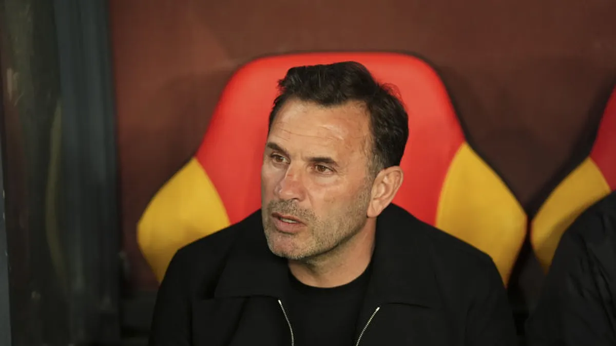 Okan Buruk, Galatasaray'ın puan kayıplarını inceliyor