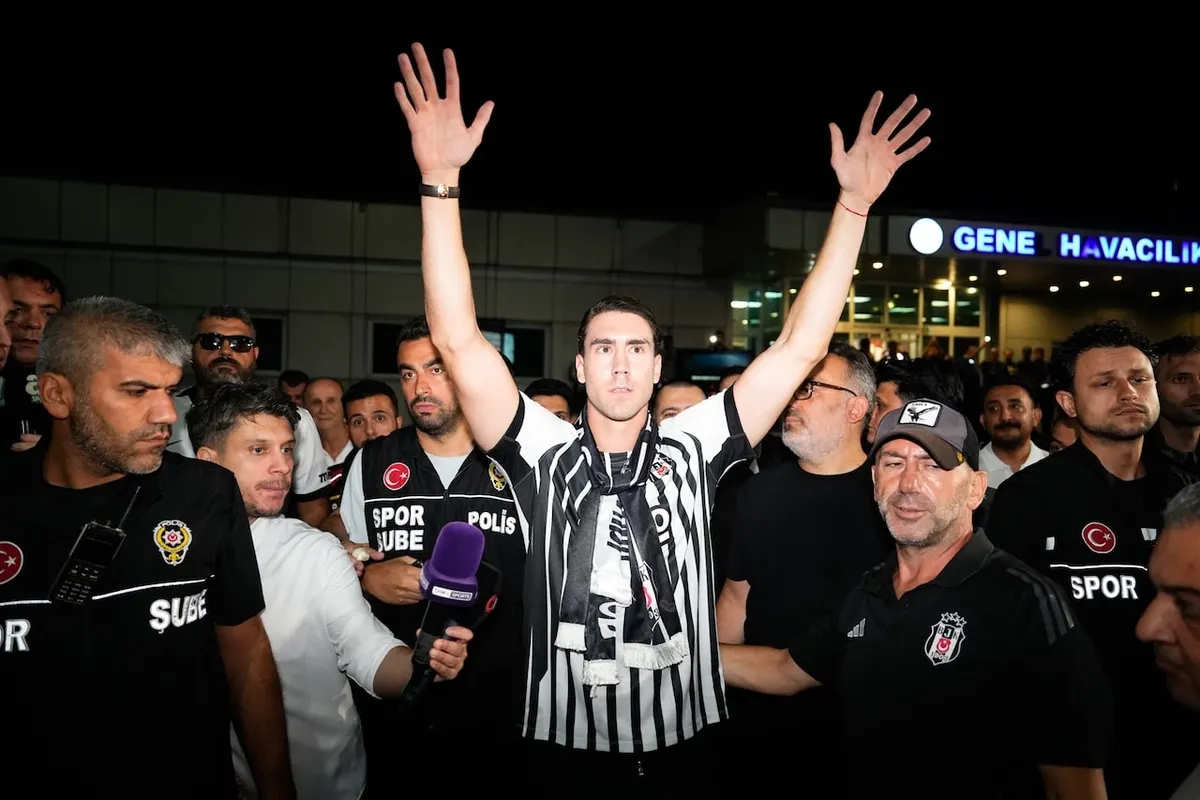 Beşiktaş'ın yeni transferi Vlahovic'in siyah-beyaz kaderi