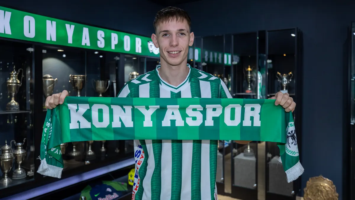 Konyaspor, Macar oyuncu Rajmund Toth'u kadrosuna kattı