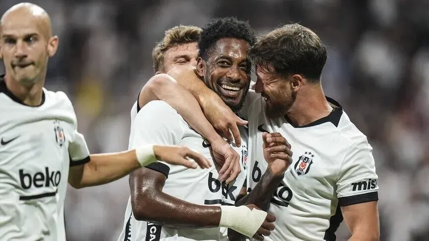 Beşiktaş, Zalgiris'i 3-0 yenip avantaj yakaladı