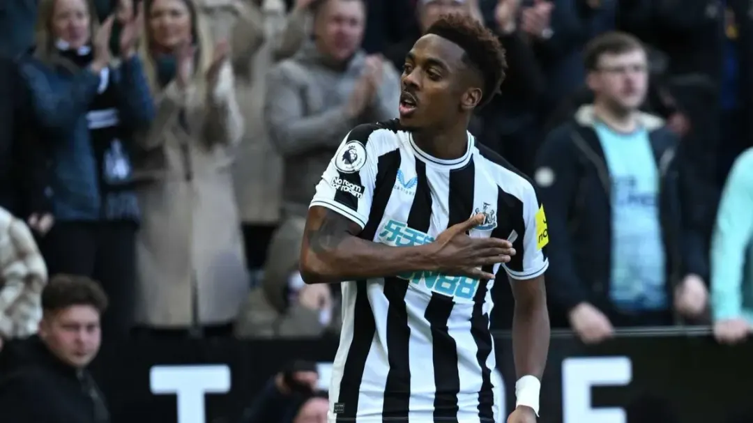 Beşiktaş'tan İngiltere'de Willock ve Gallagher atağı