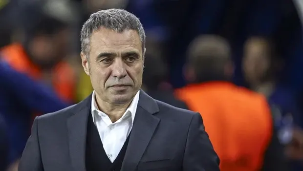 Ersun Yanal'dan Fenerbahçe'ye sert kadro eleştirisi