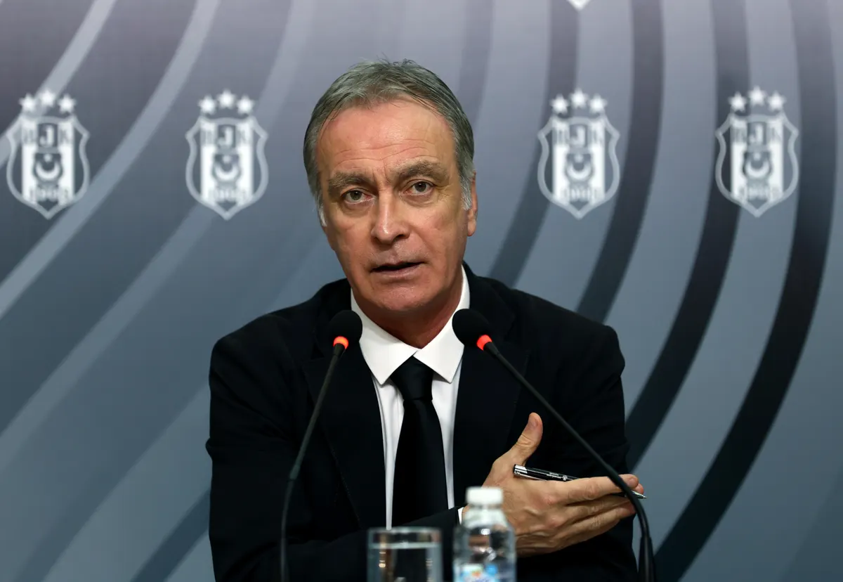 Beşiktaş'ta Önder Özen'den Vlahovic açıklaması