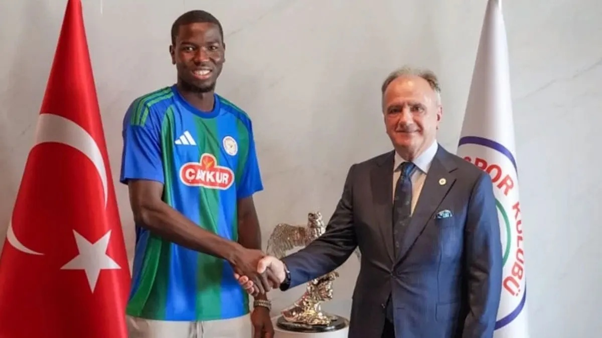 Rizespor, Moussa Diakite'yi resmen açıkladı