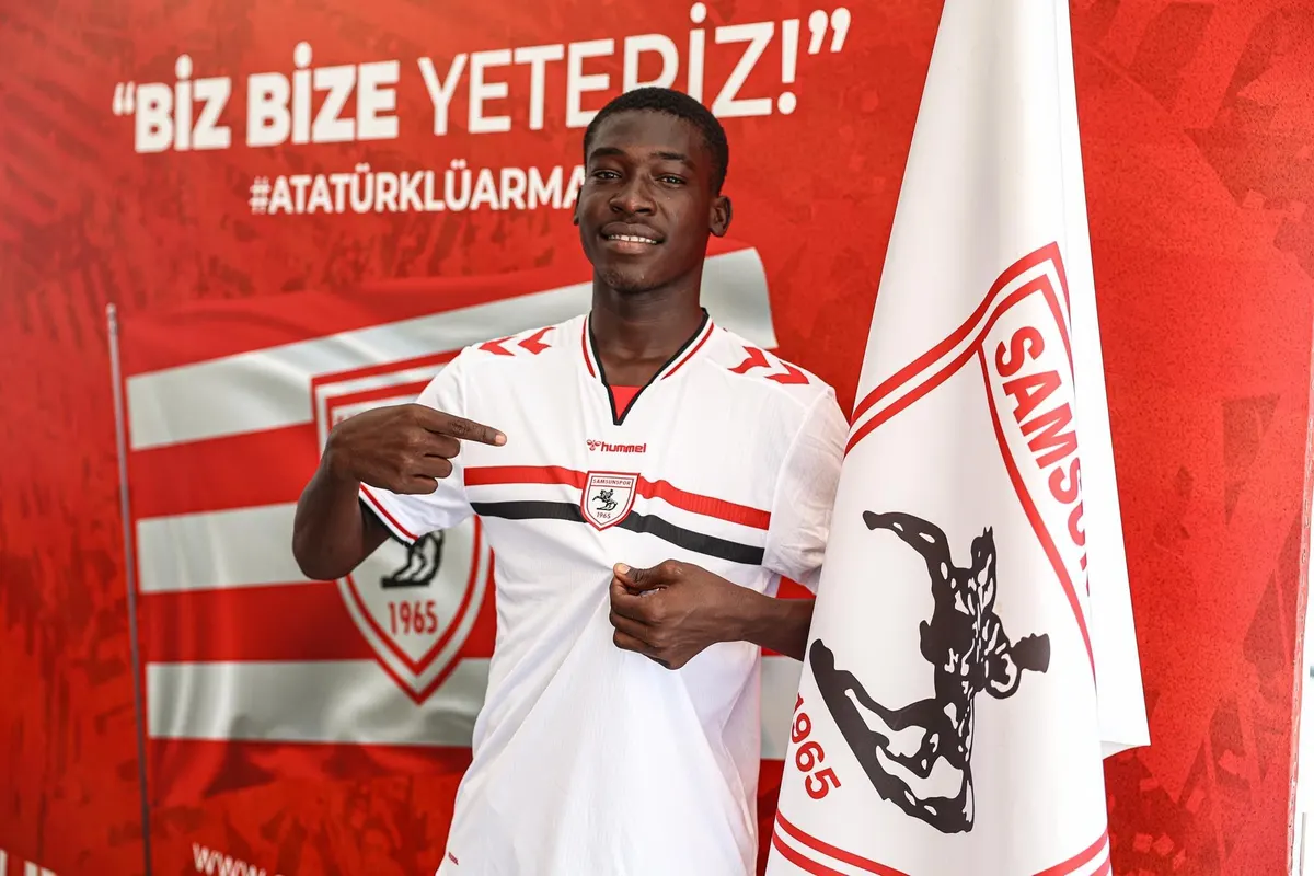Samsunspor, genç Çadlı futbolcuyla 5 yıllık imza attı
