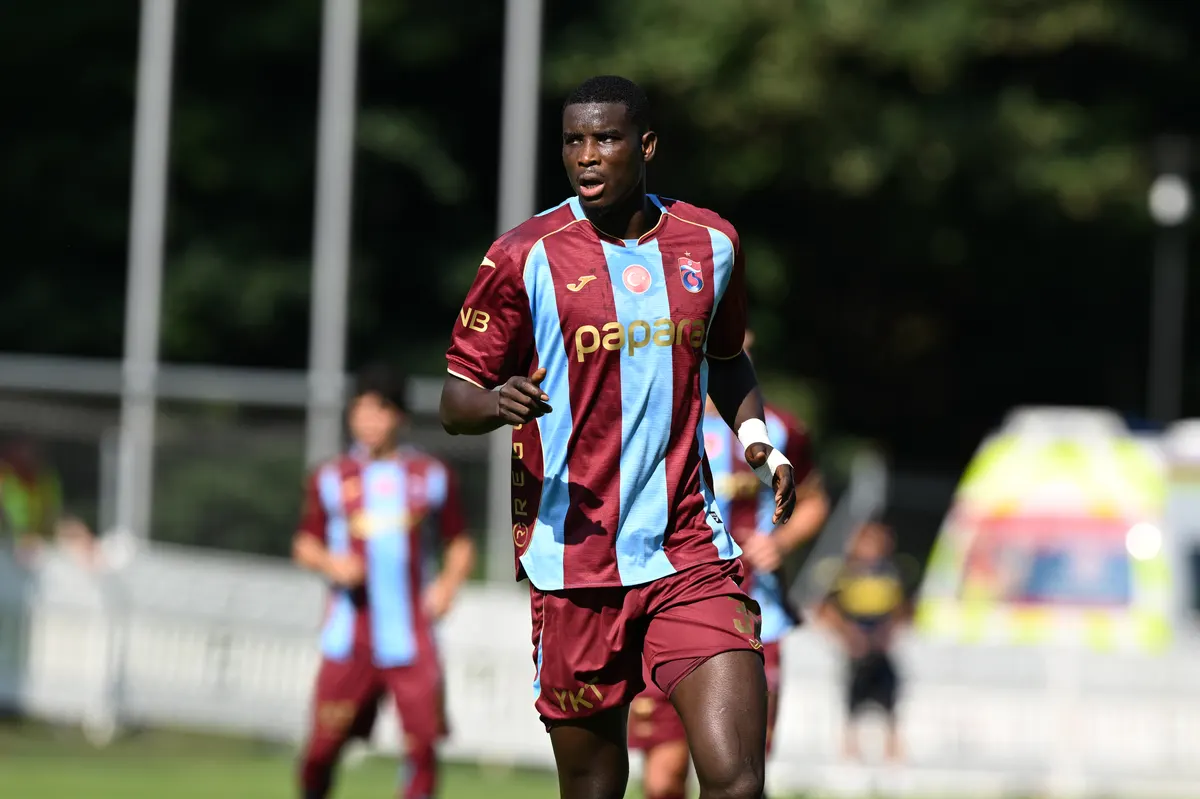 Trabzonspor'un yıldızı Onuachu'ya Suudilerden yeni teklif