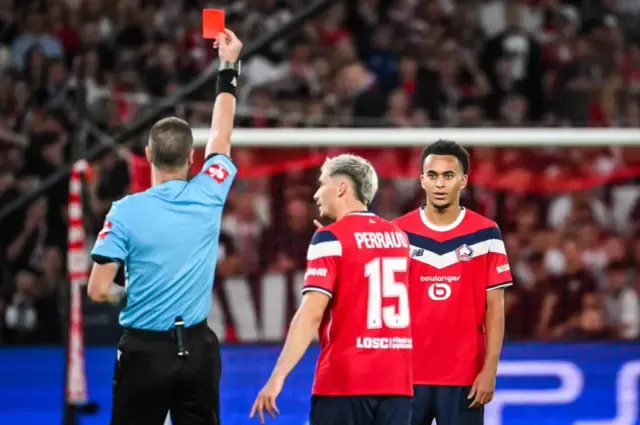 Mbappe kırmızı kart gördü, Galatasaray maçında yok
