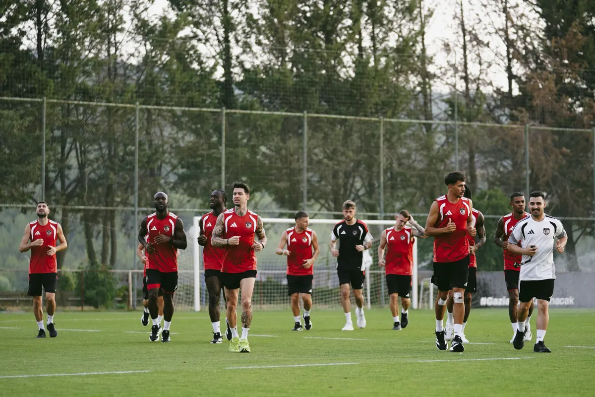Gaziantep FK, Rizespor mesaisine başladı