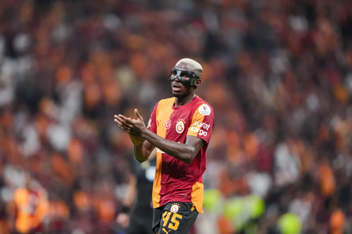 Osimhen, Trabzonspor maçına yetişmeye çalışıyor