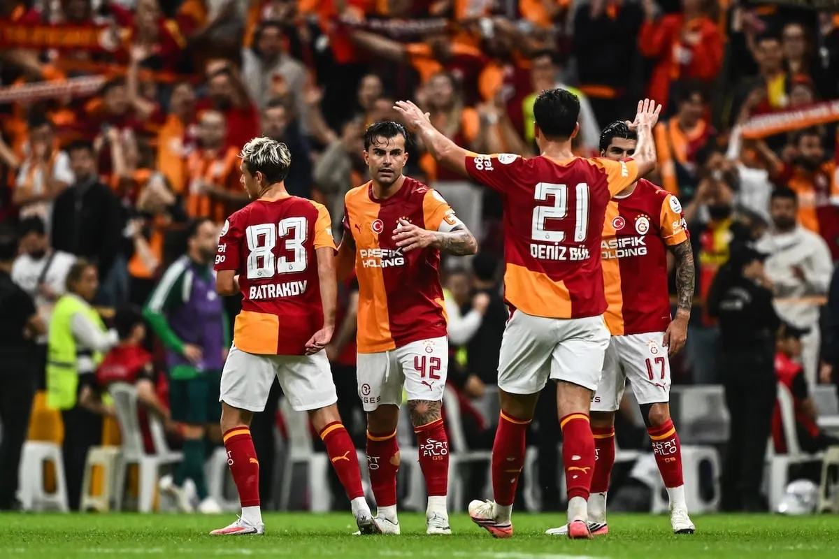 Galatasaray'dan 16 futbolcuya milli takım daveti